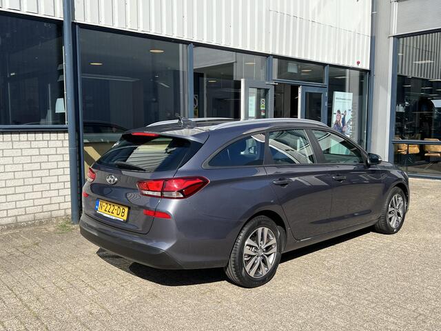 Hyundai I 30 Wagon 1.0 T-GDI i-Motion volledige historie / navi / parkeersensoren