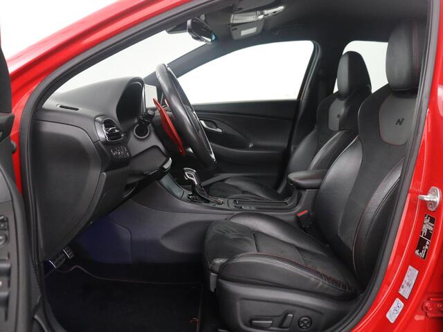 Hyundai I 30 1.5 T-GDi MHEV N Line | Leder/alcantara | Memory | Adaptive cruise | Dodehoek detectie | Stoelverwarming | Navigatie | Carplay | Climate control | Camera | Park assist