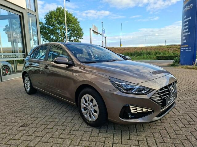 Hyundai I 30 1.5 160PK AIRCO 5DEURS CRUISECONTROL