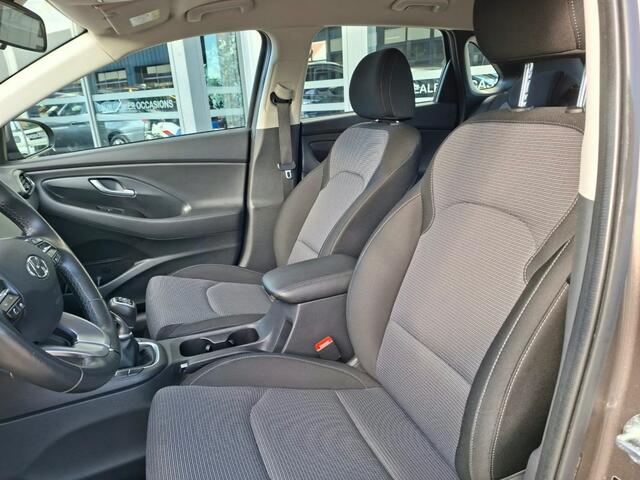 Hyundai I 30 1.5 160PK AIRCO 5DEURS CRUISECONTROL