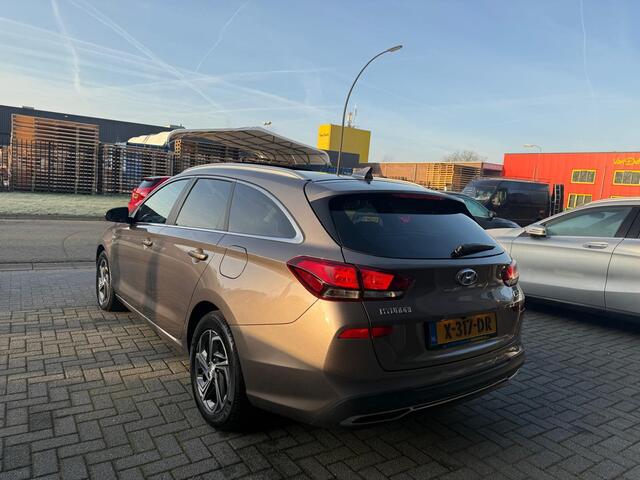 Hyundai I 30 Wagon 1.5 T-GDi MHEV Premium | 1E EIGENAAR | 3/6/12MND GARANTIE| LED | CARPLAY | SCHUIFDAK | DAB | NAVI | CRUISE | 160PK |