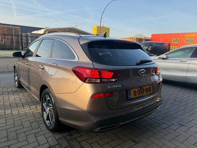 Hyundai I 30 Wagon 1.5 T-GDi MHEV Premium | 1E EIGENAAR | 3/6/12MND GARANTIE| LED | CARPLAY | SCHUIFDAK | DAB | NAVI | CRUISE | 160PK |