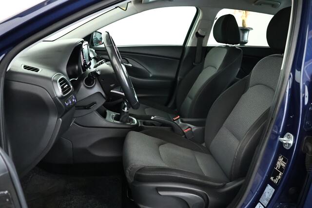 Hyundai I 30 Wagon 1.4 Navi / Cruisecontrol / PDC / CarPlay / Airco