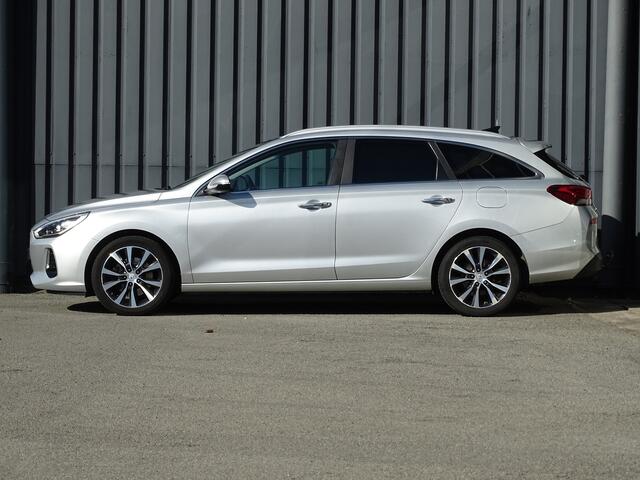 Hyundai I 30 Wagon 1.4 T-GDI Premium Automaat | Pano | Trekhaak | LED | Stoel-&Stuurverwarming