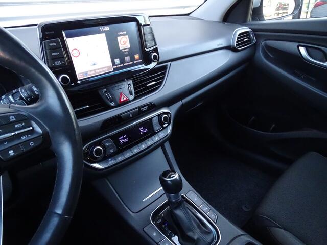 Hyundai I 30 Wagon 1.4 T-GDI Premium Automaat | Pano | Trekhaak | LED | Stoel-&Stuurverwarming