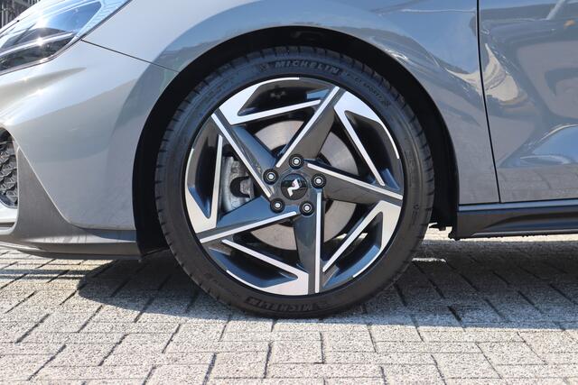 Hyundai I 30 Wagon 1.5 T-GDi MHEV N Line Automaat Apple carplay/Achteruitrijcamera/Stoelverwarming/Lane assist/Adaptieve cruise control/Stuurverwarming/Draadloze tel. lader/DAB Radio – foto 4