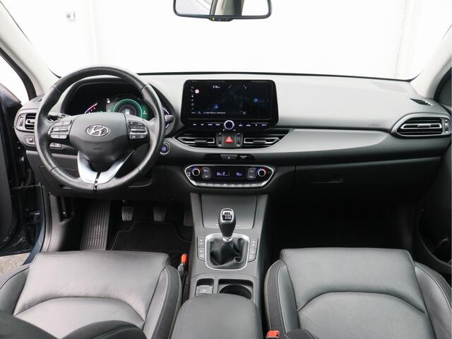 Hyundai I 30 Wagon 1.5 T-GDi MHEV Premium/ lage km/ trekhaak afneembaar! – foto 2