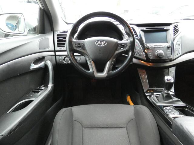 Hyundai I 40 Wagon 1.6 GDI Essence | NAVIGATIE |