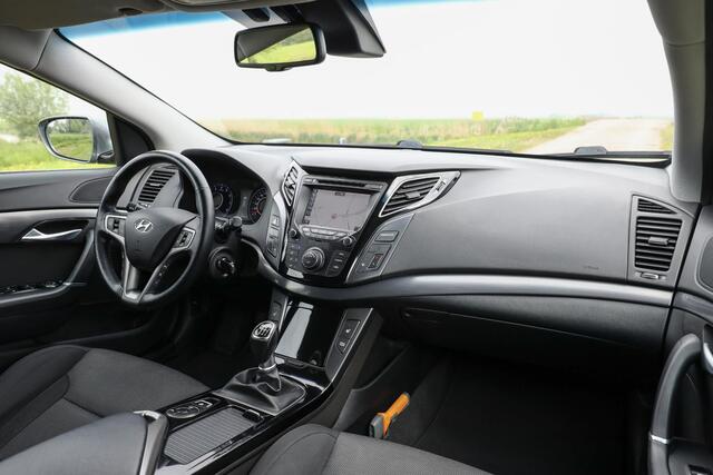 Hyundai I 40 Wagon 1.6 GDI Essence ? Navi ? Camera ? Stoelverwarming