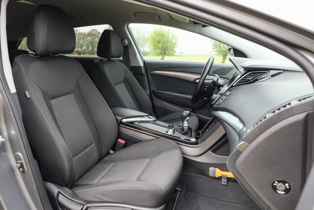 Hyundai I 40 Wagon 1.6 GDI Essence ? Navi ? Camera ? Stoelverwarming