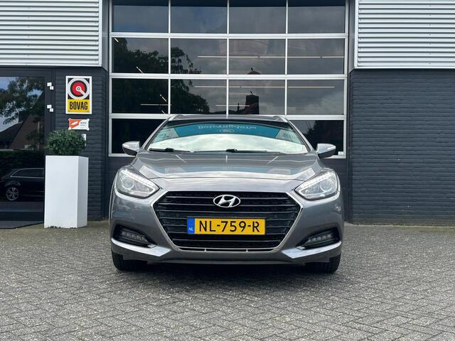 Hyundai I 40 Wagon 1.6 Essence, Airco, Camera, CarPlay, Cruise, Trekhaak, Navi, PDC, NAP – foto 3