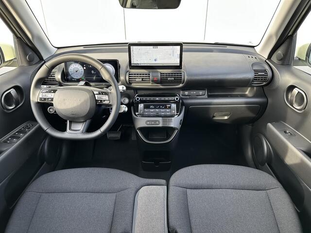 Hyundai INSTER Pulse 49 kWh Nu in het echt te zien / Nu te bestellen incl. 2950 Korting / WLTP 370 KM / Climate Control / Adaptive Cruise Control / Dynamische Navigatie / 15 Inch Lichtmetaal / Prijs is incl. korting /