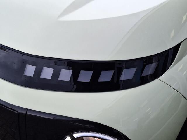 Hyundai INSTER Pulse 49 kWh | Winterpack | Stoel/stuur verwarming | Achteruitrij camera | lichtmetalen velgen | beschikbaar vanaf 3 april |
