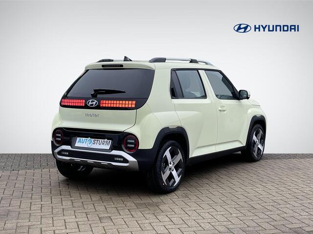 Hyundai INSTER Evolve 49 kWh Winter + Tech Pack