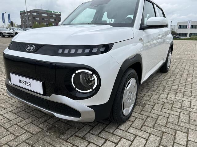 Hyundai INSTER E-Motion 49 kWh | Achteruitrijcamera | Adaptieve Cruise Control | Climate Control | Elektrisch verstelbare spiegels |
