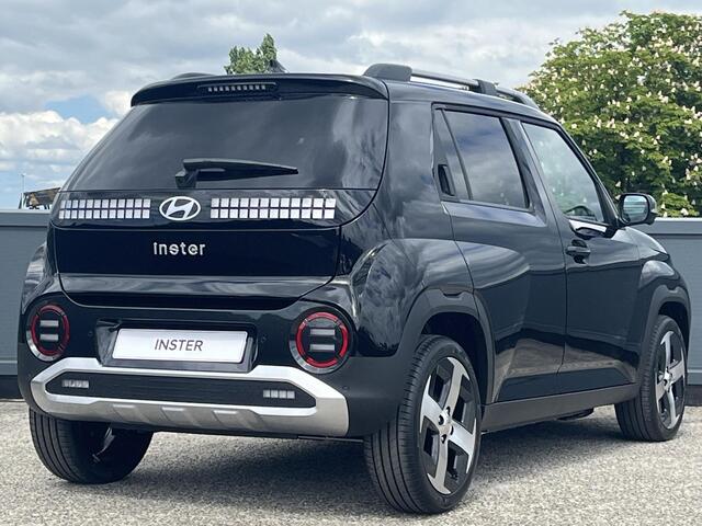 Hyundai INSTER Evolve 49 kWh |¤1500 KORTING|VOORRAAD|360 CAMERA|STOEL/-STUURVERWARMING|DODEHOEKDETECTIE|
