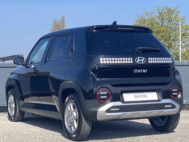 Hyundai INSTER Pulse 49 kWh |¤1300 KORTING|CAMERA|CLIMATE CONTROL|PARKEERSENSOREN|DRAADLOZE OPLADER|