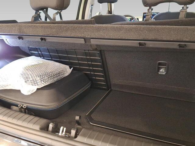 Hyundai INSTER Evolve 49 kWh VAN ¤31.880 VOOR ¤28.379