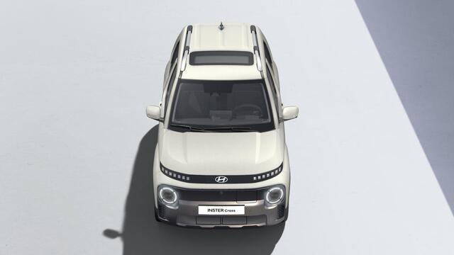 Hyundai INSTER Cross Sky Plus 49 kWh / ¤3000,- inruilvoordeel / Schuif-kantel dak / Navigatie / Apple & Android carplay / levertijd 3 maanden /