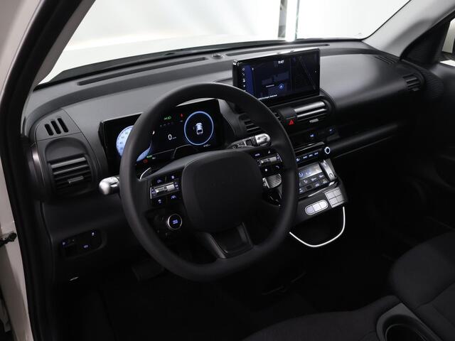 Hyundai INSTER E-Motion 42 kWh | Navigatie | Parkeercamera | Cruise Control Adaptief | Climate Control | Keyless Go |