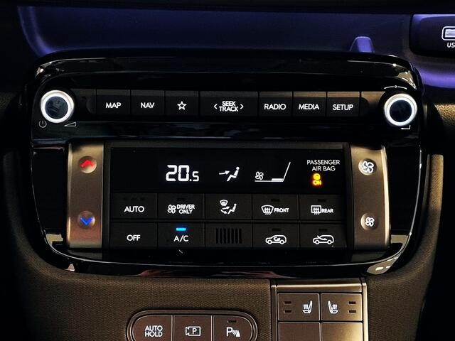 Hyundai INSTER Evolve 49 kWh W&T MY26 / ¤ 3.000,- Voordeel Op Nieuwprijs / Rijklaarprijs / Direct Leverbaar / Navigatie / Apple Carplay & Android Auto / 5 Jaar Fabrieksgarantie / Verschuifbare achterbank /