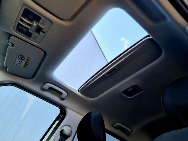 Hyundai INSTER Evolve Sky 49 kWh / ¤3000,- Voordeel / Uit Voorraad Leverbaar / Winter + Tech Pack / Warmtepomp / Stoel&Stuurwiel Verwarming /