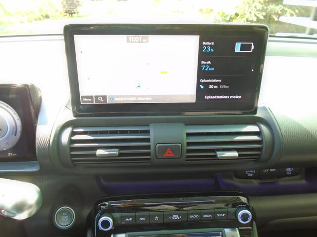 Hyundai INSTER Cross Sky Plus 49 kWh