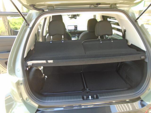 Hyundai INSTER Cross Sky Plus 49 kWh