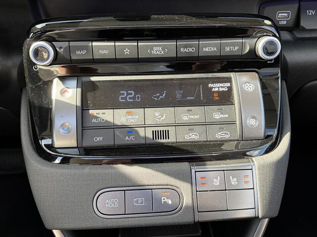 Hyundai INSTER Evolve Sky Plus 49 kWh / Soh 98,9 % / Schuif-/kanteldak / Voorstoelen verwarmd /