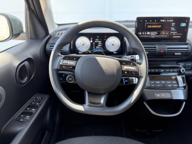 Hyundai INSTER E-Motion 49 kWh / lage kilometers / Airco (automatisch) / Navigatiesysteem / Apple Carplay/Android Auto /