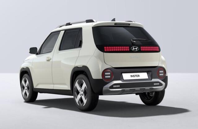 Hyundai INSTER Evolve Sky 49 kWh Rijklaarprijs! | Zonnedak | Adaptief Cruise Control | Apple CarPlay/Android Auto | Navigatie | Snelladen |