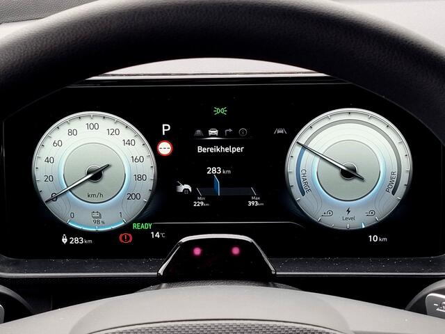 Hyundai INSTER E-Motion 49 kWh / ¤3000,- Voordeel / Snel Leverbaar / Rijklaarprijs / Navigatie / Apple & Android carplay /