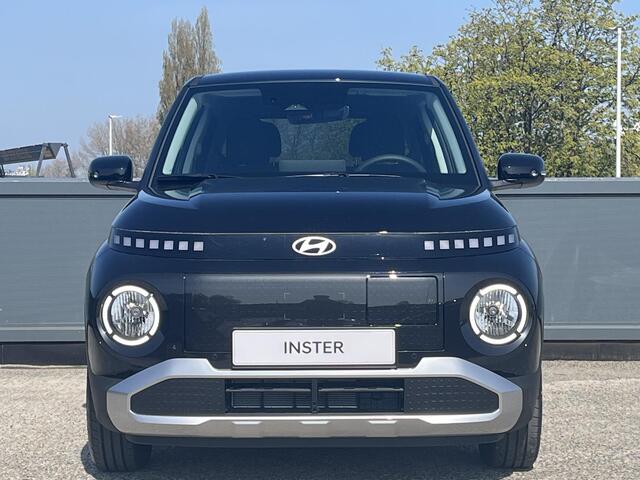 Hyundai INSTER Pulse 49kWh 116pk | ¤2.525 KORTING | CAMERA | CLIMA | PARKEERSENSOREN | DRAADLOZE OPLADER |