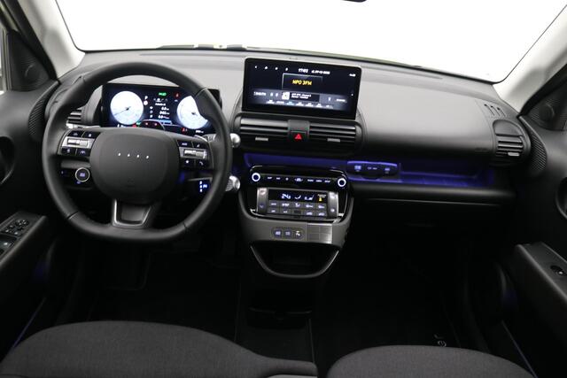 Hyundai INSTER Evolve 49 kWh / 1ste Eigenaar / Navigatie / Adaptieve Cruise Control / NL Auto / Fabrieksgarantie / Keyless Entry / 17" LMV / Dakrails / Historie aanwezig /
