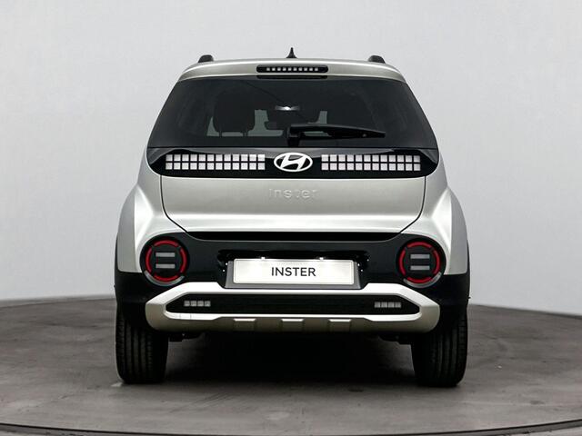 Hyundai INSTER Evolve 49 kWh | Winter pakket | Tech pakket | Lichtmetalen velgen 17" inch | 370 KM WLTP | Nieuw snel leverbaar