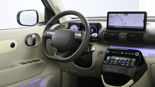 Hyundai INSTER Evolve 49 kWh / Navigatie / Camera – foto 4