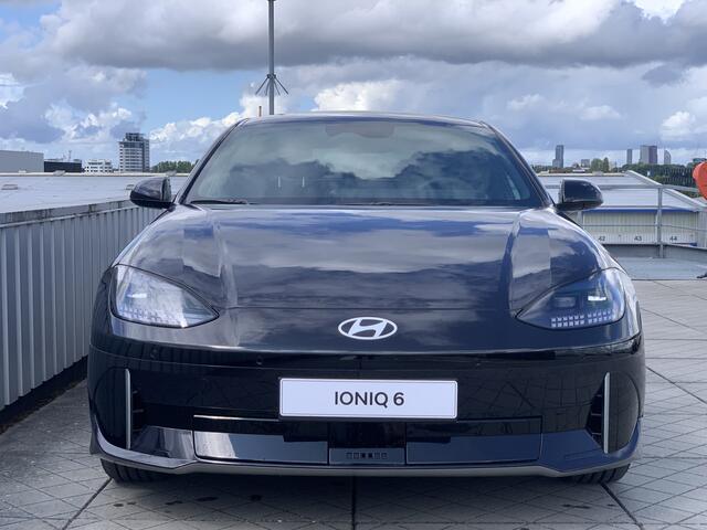 Hyundai IONIQ 6 Connect 53 kWh Volledig Elektrisch met 429 KM RANGE WLTP, Navigatie en Stoelverwarming Uit voorraad leverbaar!