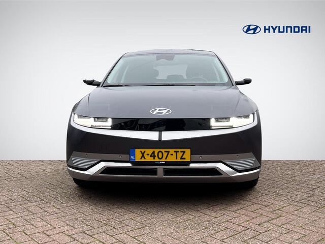 Hyundai IONIQ 5 Lounge AWD 77 kWh Panoramadak + Digitale Buitenspiegels | Matte Lakkleur | 20'' Velgen | BOSE Audio | Vol-Leder | Stuur- + Stoelverwarming | Rijklaarprijs!