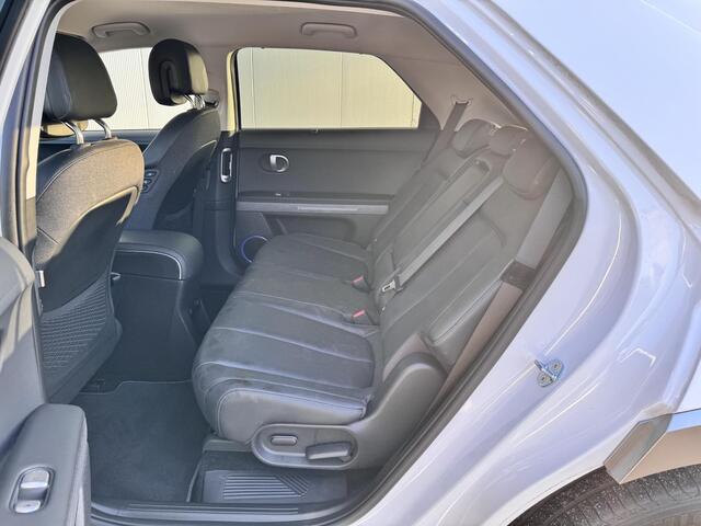 Hyundai IONIQ 5 Lounge 73kWh /Lederen bekleding /Navigatiesysteem full map /Voorstoelen verwarmd en geventileerd /Apple Carplay-Android Auto /Climate control /
