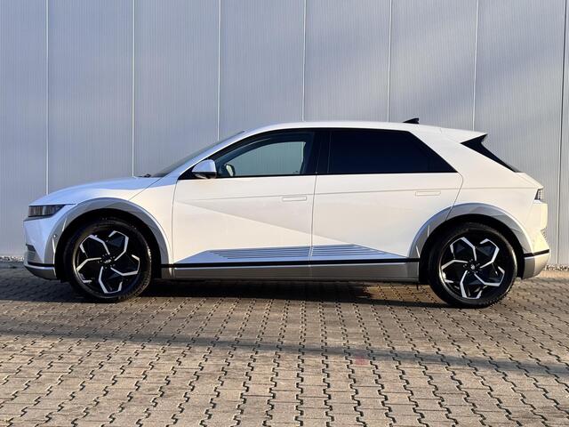 Hyundai IONIQ 5 Lounge 73kWh /Lederen bekleding /Navigatiesysteem full map /Voorstoelen verwarmd en geventileerd /Apple Carplay-Android Auto /Climate control /