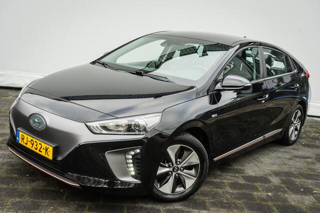 Hyundai IONIQ Comfort EV Navigatie/ Carplay/ Camera/ Adapt. cruise/ Dab/ Climate control