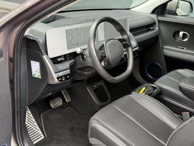 Hyundai IONIQ 5 Connect+ 77.4 kWh / Trekhaak / 1600KG Trekgewicht / Elektrische Stoelen / Stoel+Stuur Verwarming / Elektrische Achterklep / Keyless /
