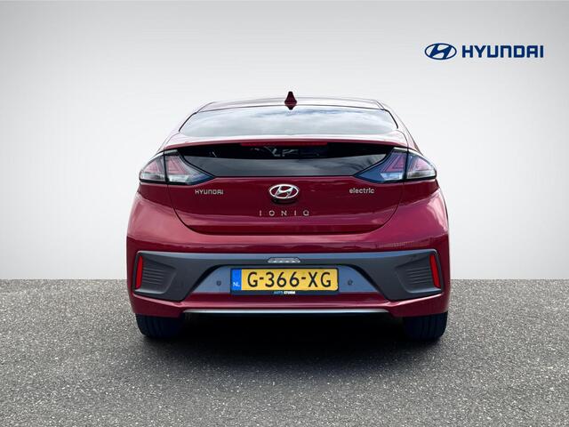 Hyundai IONIQ Comfort EV 38 kWh | Navigatie | Camera | Adapt. Cruise Control | Apple Carplay/Android Auto | Keyless Entry | Rijklaarprijs!