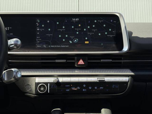 Hyundai IONIQ 6 First Edition AWD 77.4 kWh / 519 KM WLTP / Stoel- & Stuurverwarming / LED Pixel Verlichting / Schuif- & Kanteldak / 20 Inch / NL Auto /