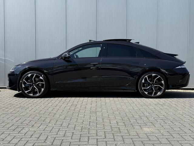 Hyundai IONIQ 6 First Edition AWD 77.4 kWh / 519 KM WLTP / Stoel- & Stuurverwarming / LED Pixel Verlichting / Schuif- & Kanteldak / 20 Inch / NL Auto /
