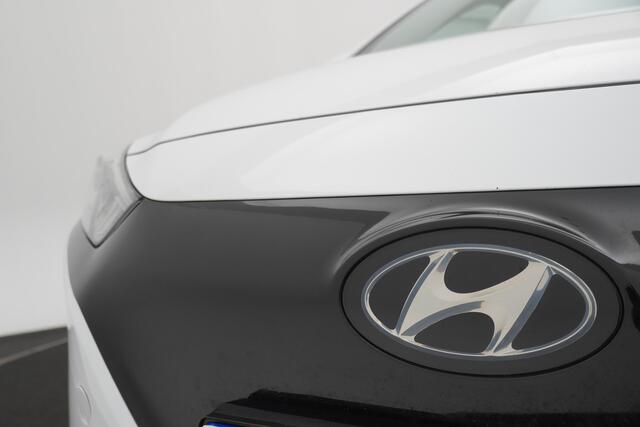 Hyundai IONIQ BWJ 2019 Comfort EV 120 PK | NWE APK CLIMA / NAVI / CRUISE / CARPLAY / ACHTERUITRIJCAMERA / LMV / PDC
