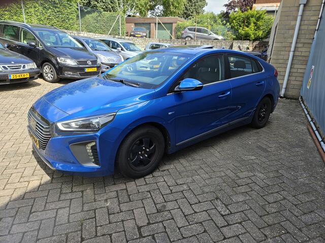 Hyundai IONIQ 1.6 GDi AUTOMAAT NAVI TEL LM CAMERA SK DAK