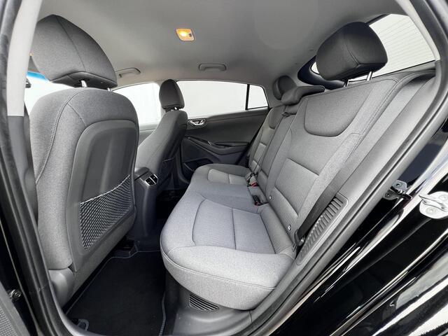 Hyundai IONIQ 1.6 GDi PHEV Comfort Smart Automaat / Dealer onderhouden / Weinig km / Accu SoH 100% / EAER 52km / Bluelink navigatie / Apple Carplay Android /