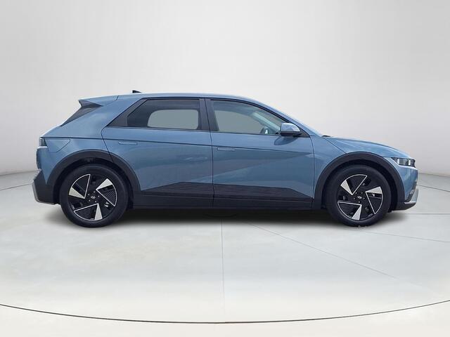 Hyundai IONIQ 5 Connect+ 84 kWh | Apple Carplay/Android Auto | Bose | Leder | Elektrische achterklep | Stoel/stuurverwarming | Head-up display | Adaptief Cruise Control | Nu uit voorraad leverbaar |