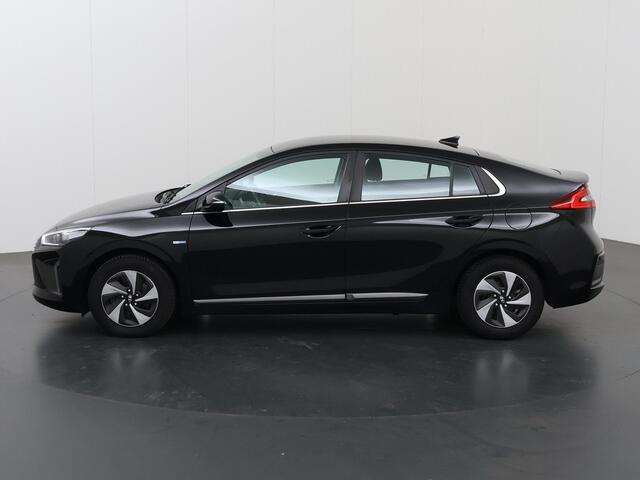 Hyundai IONIQ 1.6 GDi Comfort | Apple Carplay/Android Auto | Cruise Control Adaptief | Parkeercamera | Climate Control | Keyless Go | DAB |